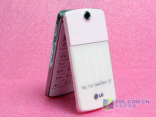 可爱粉色冰淇淋 时尚翻盖LG KF350评测 可爱粉色冰淇淋 时尚翻盖LG KF350评测