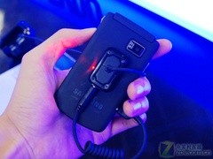 3G翻盖触屏双网双待机 三星w589再度降价 